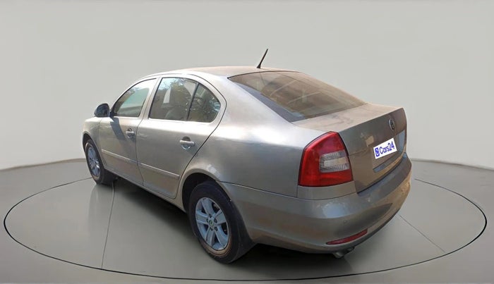2010 Skoda Laura AMBIENTE 1.9 TDI MT, Diesel, Manual, 1,88,259 km, exterior