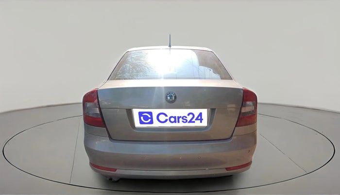 2010 Skoda Laura AMBIENTE 1.9 TDI MT, Diesel, Manual, 1,88,259 km, exterior