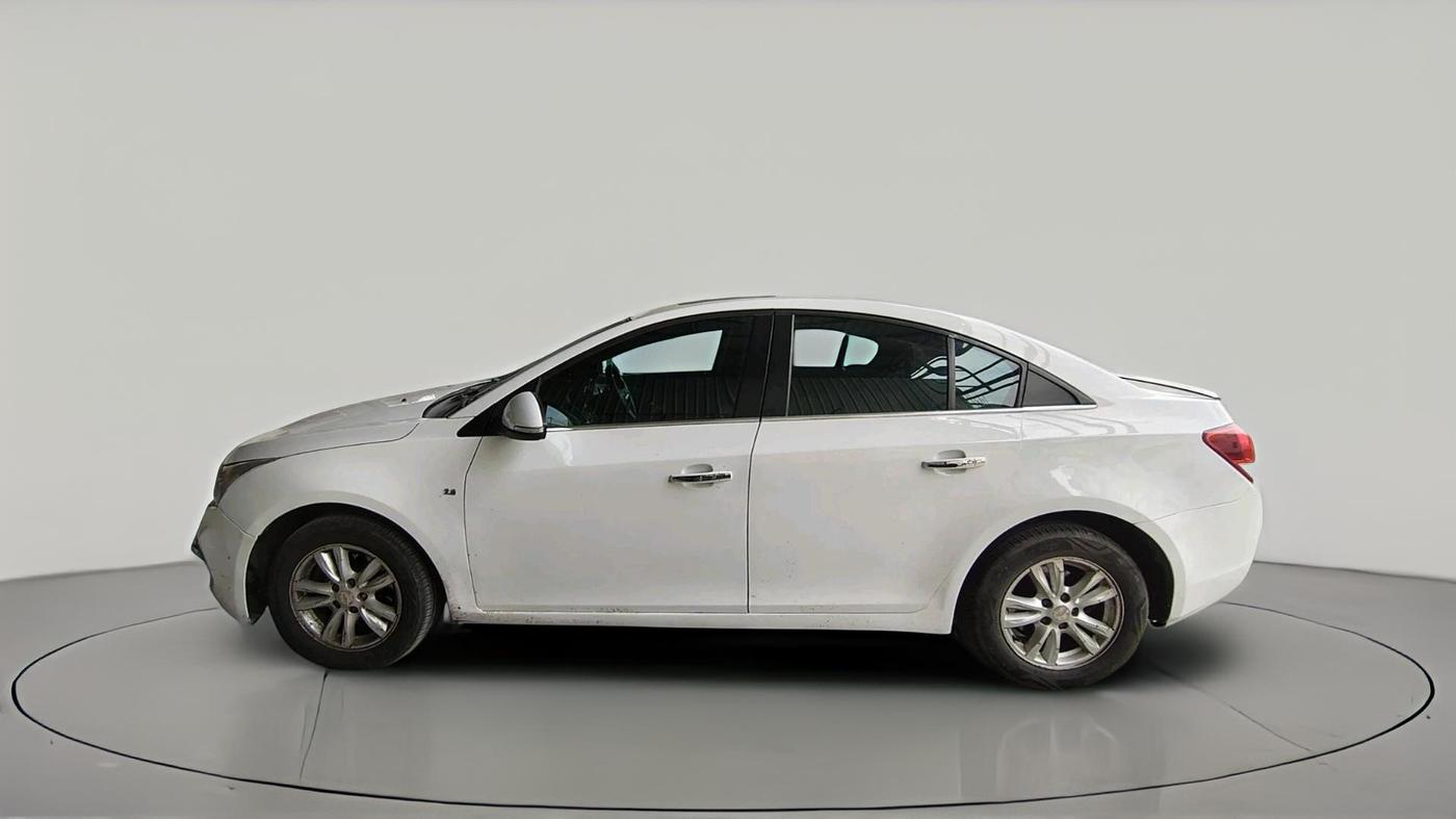 2017 Chevrolet Cruze LTZ AT, Diesel, Automatic, 1,12,611 km, exterior