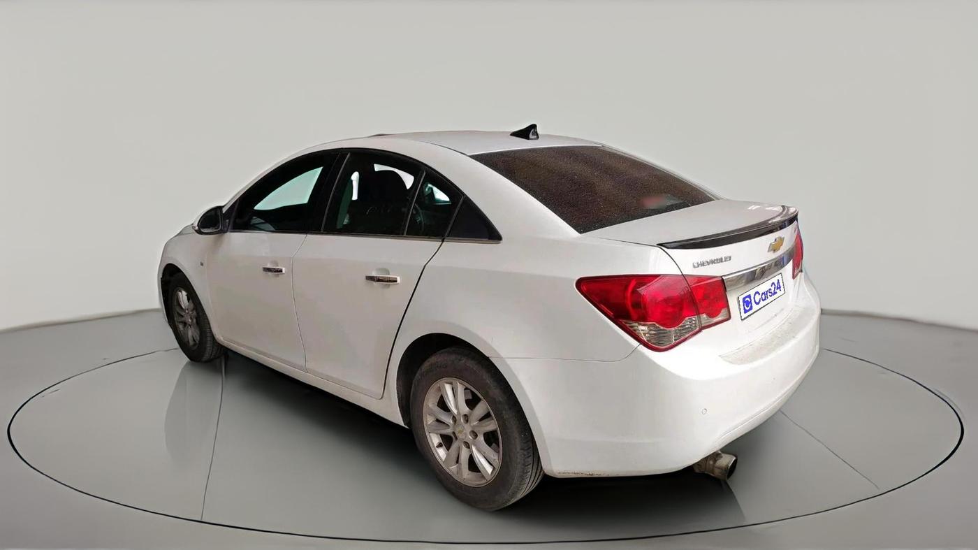 2017 Chevrolet Cruze LTZ AT, Diesel, Automatic, 1,12,611 km, exterior