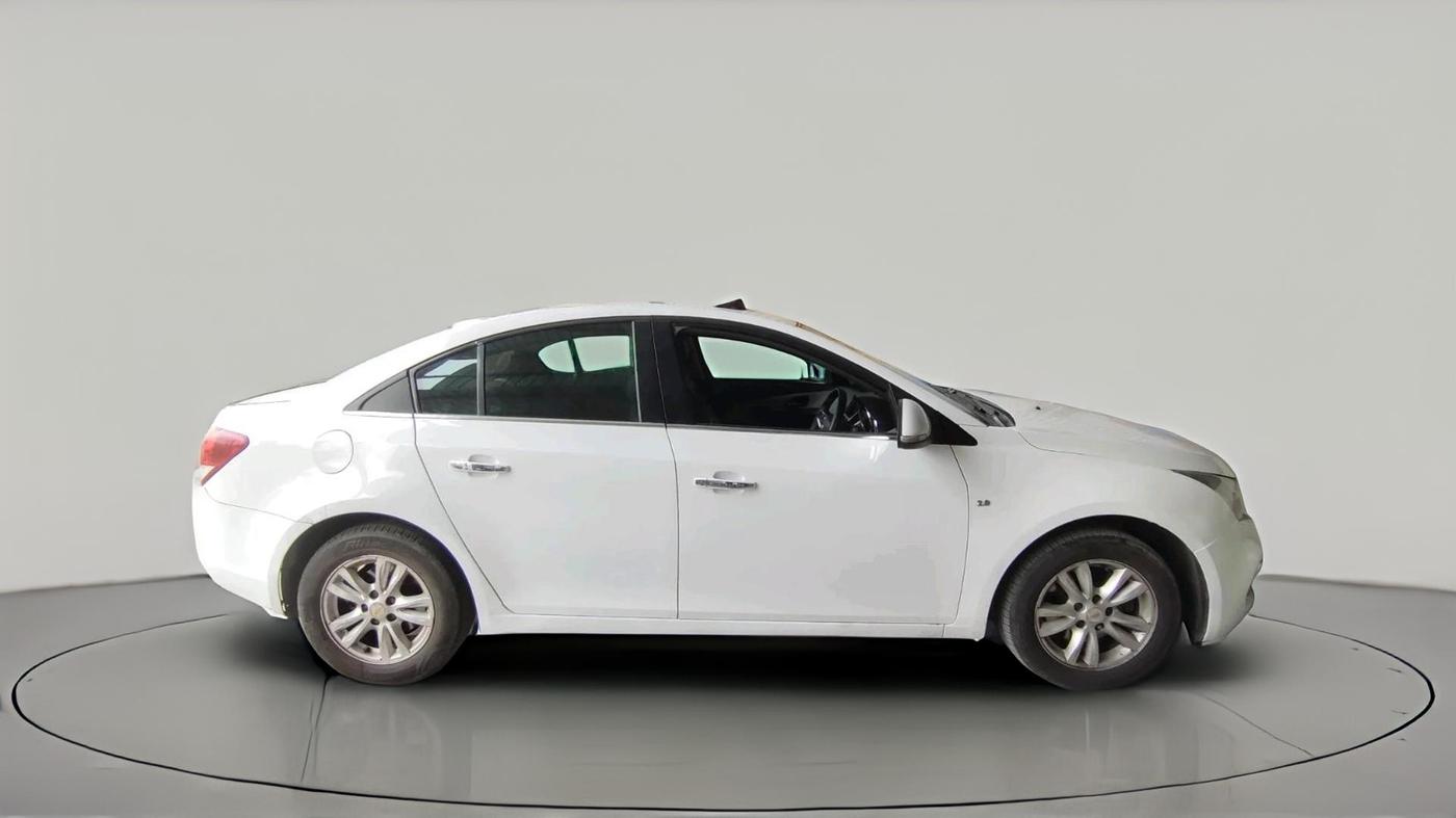 2017 Chevrolet Cruze LTZ AT, Diesel, Automatic, 1,12,611 km, exterior