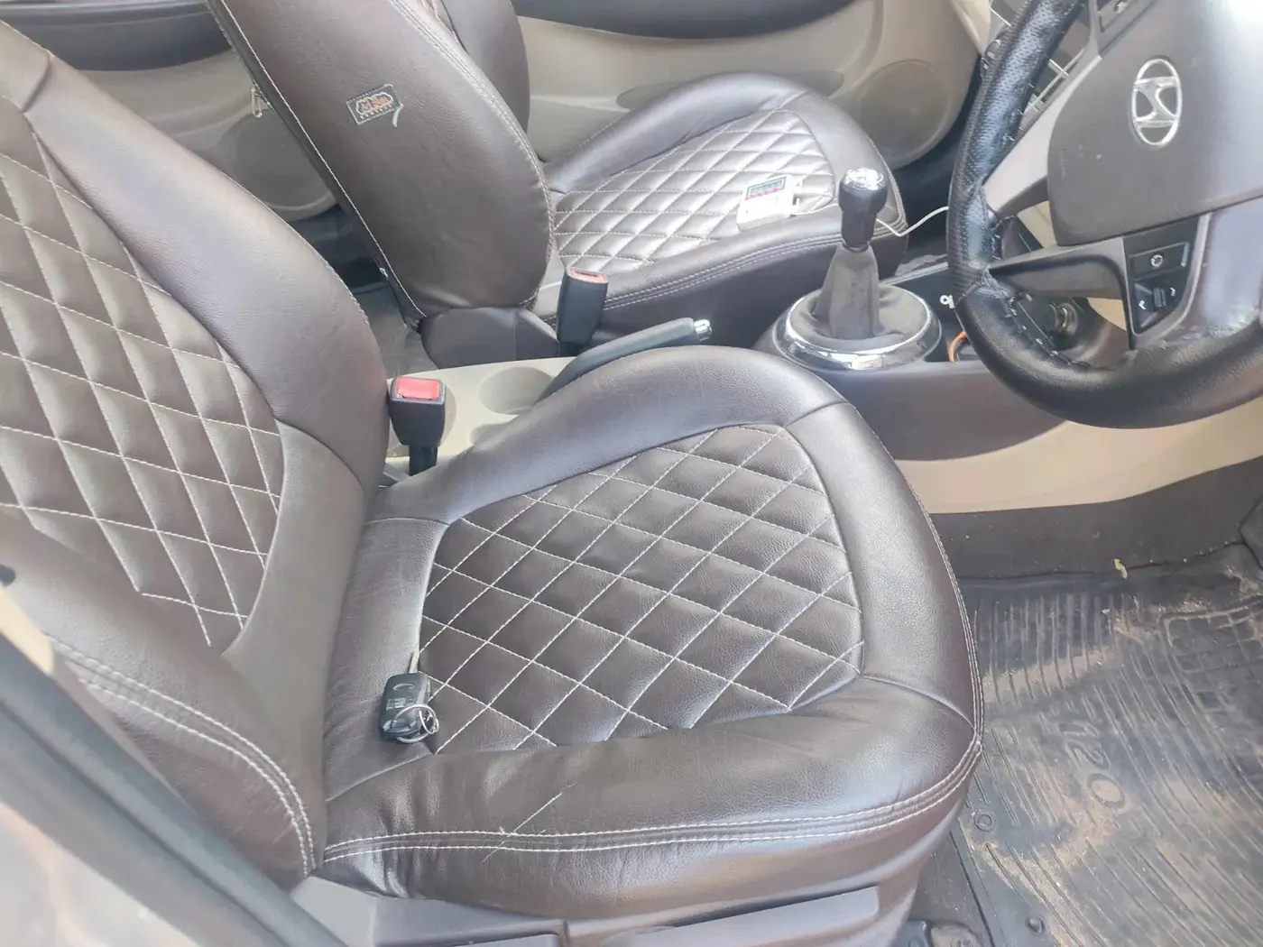 2010 Hyundai i20 ASTA 1.2, Petrol, Manual, 49,200 km, interior