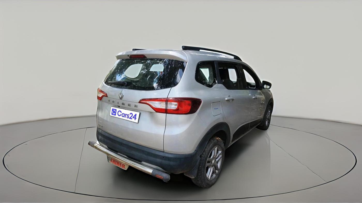 2022 Renault TRIBER RXZ, Petrol, Manual, 37,172 km, exterior