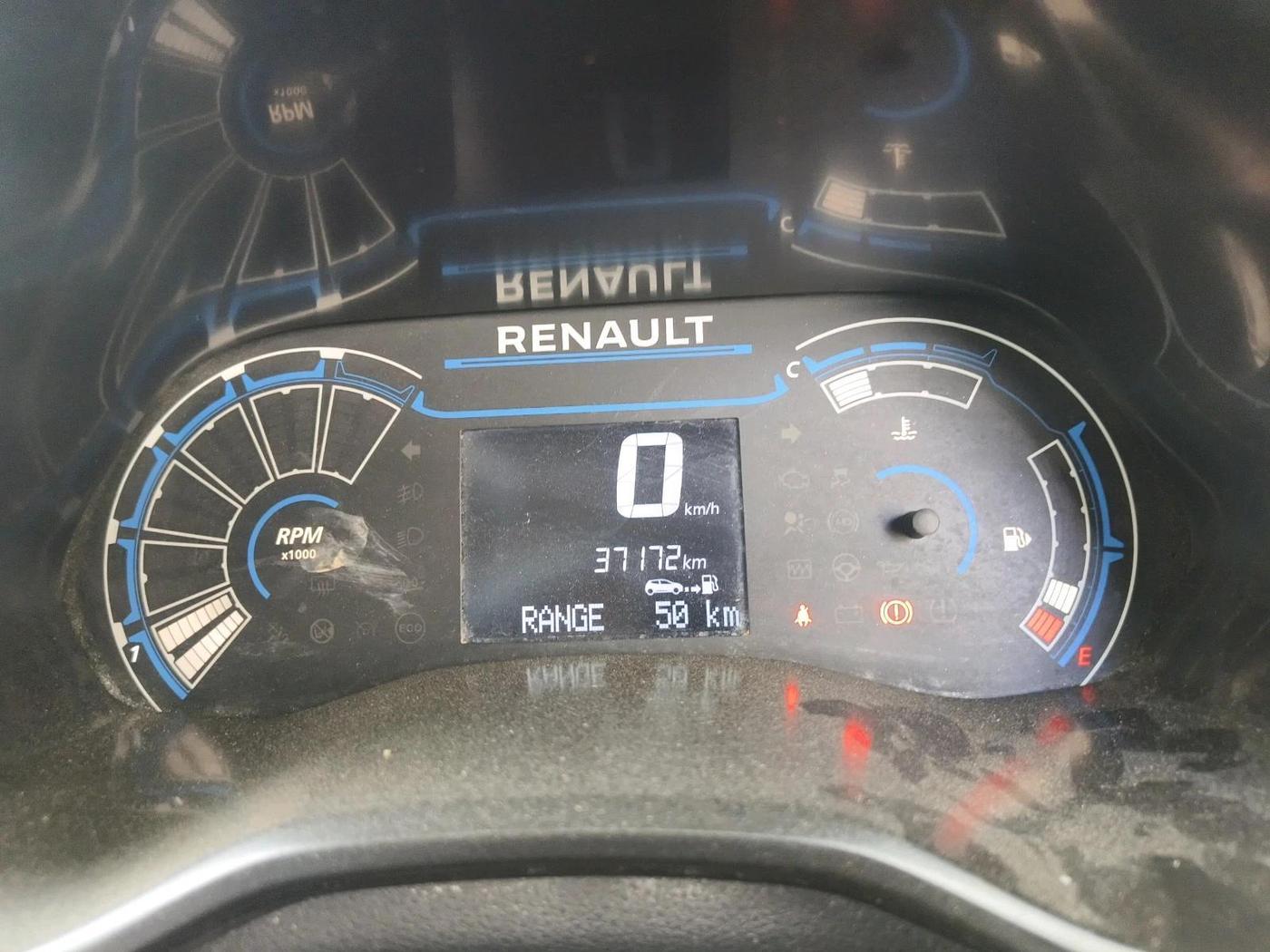 2022 Renault TRIBER RXZ, Petrol, Manual, 37,172 km, interior
