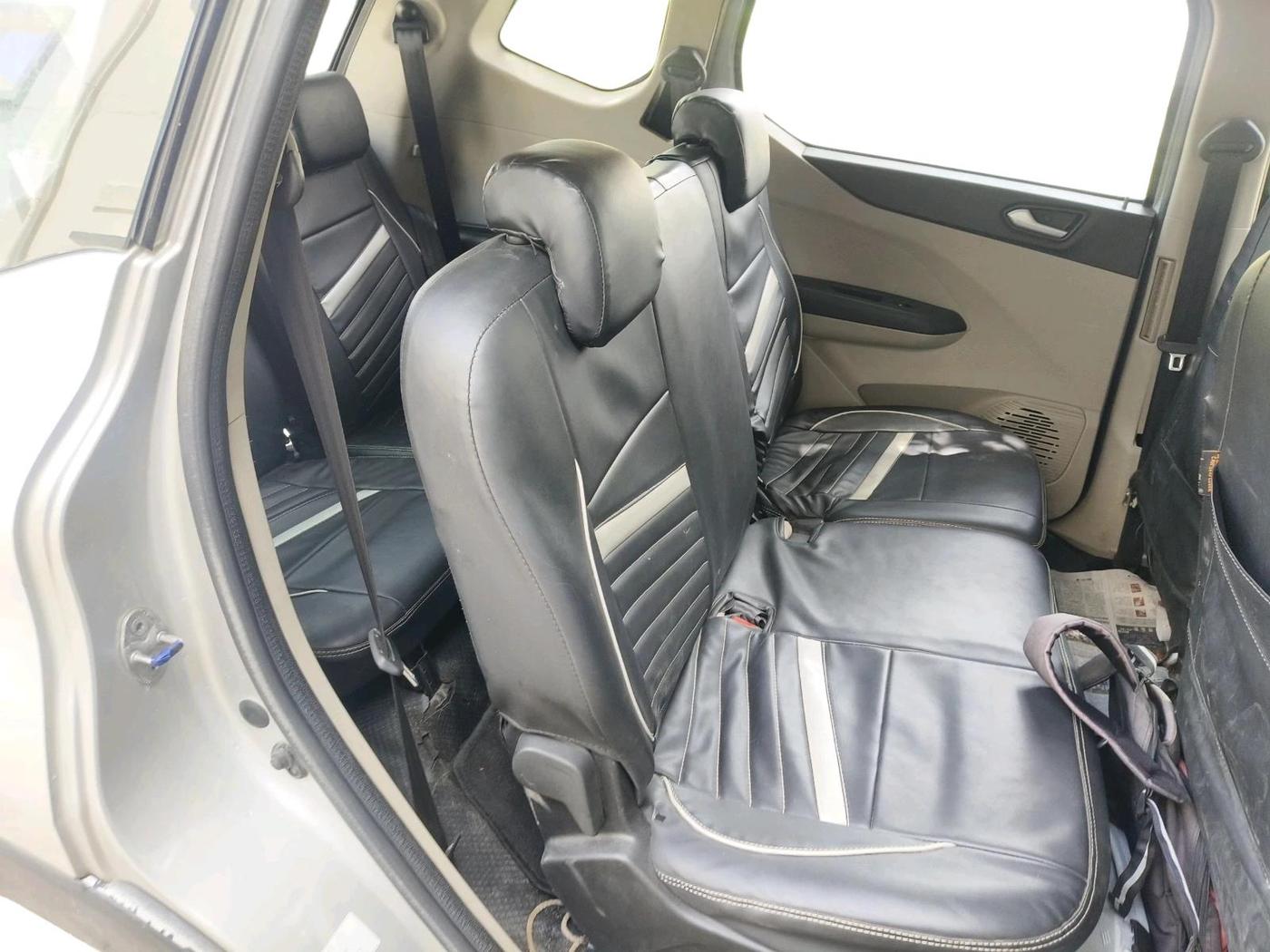 2022 Renault TRIBER RXZ, Petrol, Manual, 37,172 km, interior