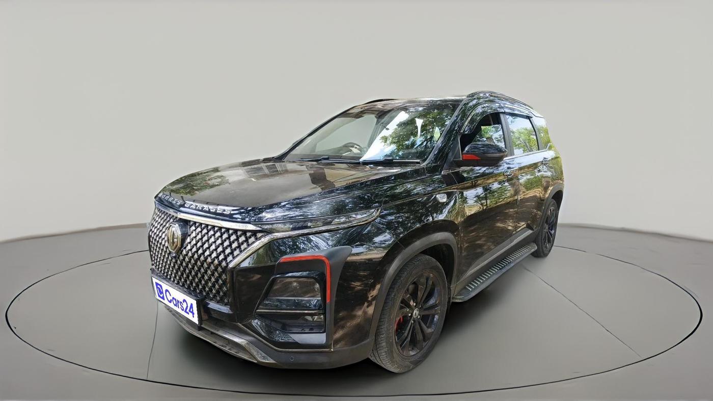 2024 MG HECTOR PLUS BlackStorm 7 STR Diesel, Diesel, Manual, 17,664 km, exterior