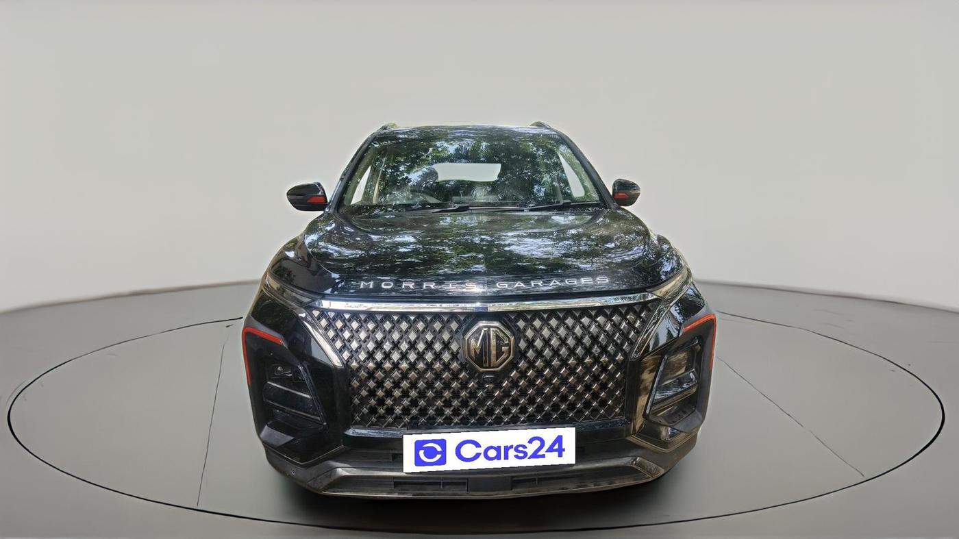 2024 MG HECTOR PLUS BlackStorm 7 STR Diesel, Diesel, Manual, 17,664 km, exterior