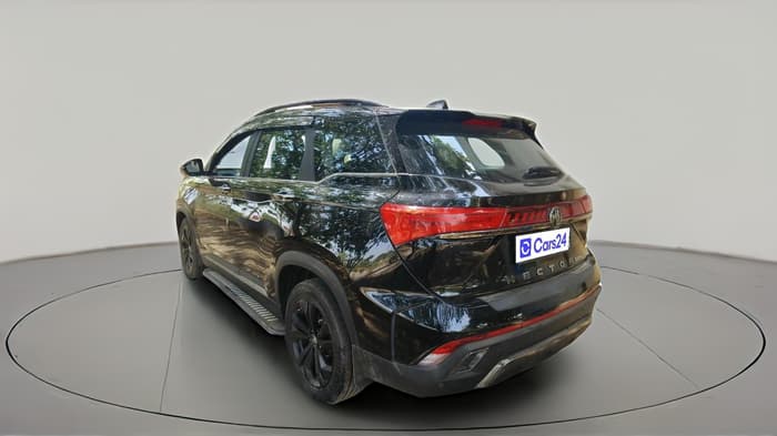 2024 MG HECTOR PLUS BlackStorm 7 STR Diesel, Diesel, Manual, 17,664 km, exterior