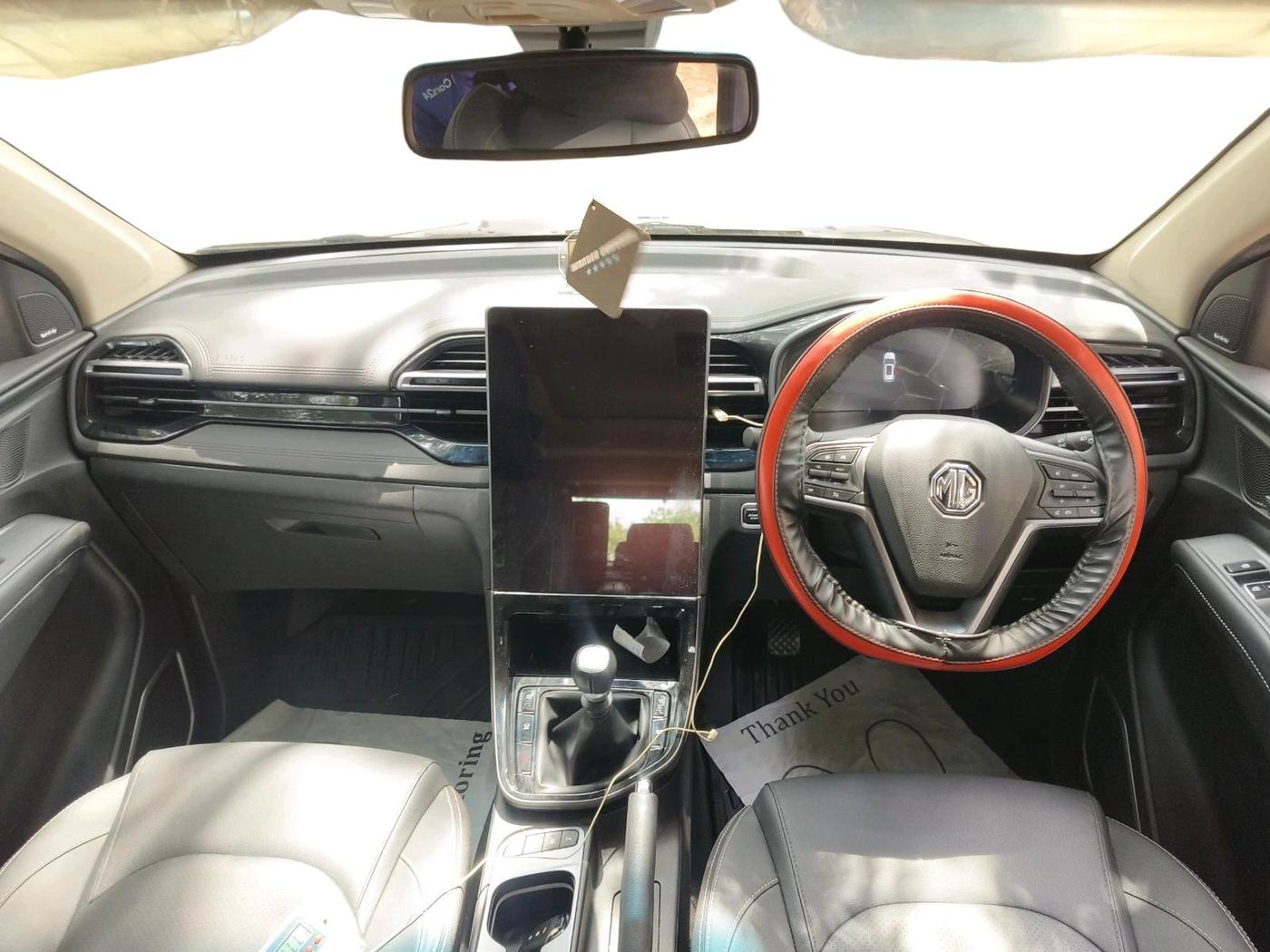 2024 MG HECTOR PLUS BlackStorm 7 STR Diesel, Diesel, Manual, 17,664 km, interior