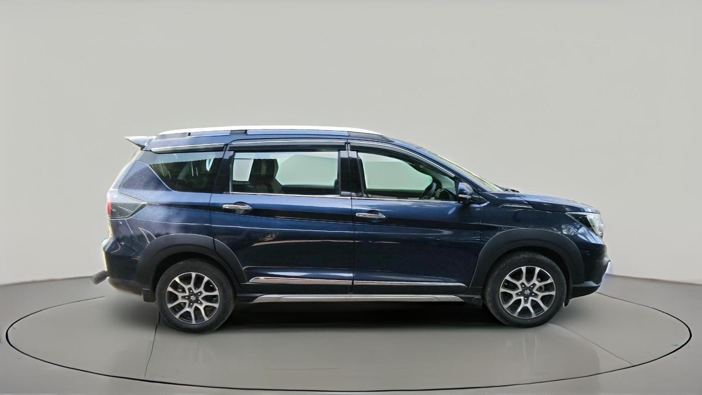 2022 Maruti XL6 ALPHA PLUS MT, Petrol, Manual, 34,764 km, exterior