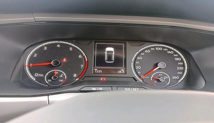 2025 Volkswagen TAIGUN HIGHLINE 1.0 TSI MT, Petrol, Manual, 1,235 km, interior