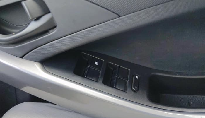 2022 Tata NEXON XM SUNROOF PETROL, Petrol, Manual, 51,859 km, interior