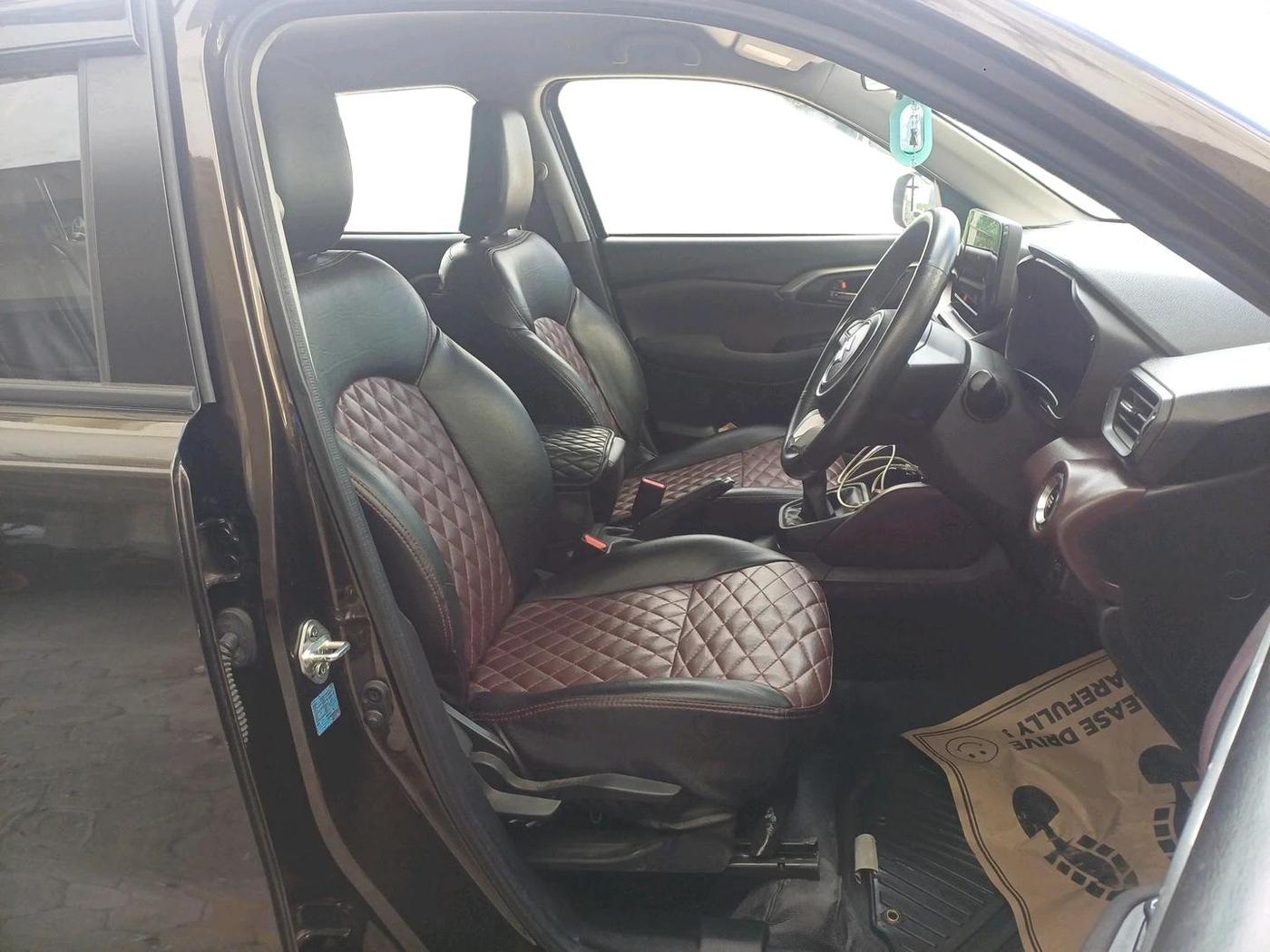 2023 Maruti Grand Vitara DELTA SMART HYBRID, Petrol, Manual, 23,417 km, interior