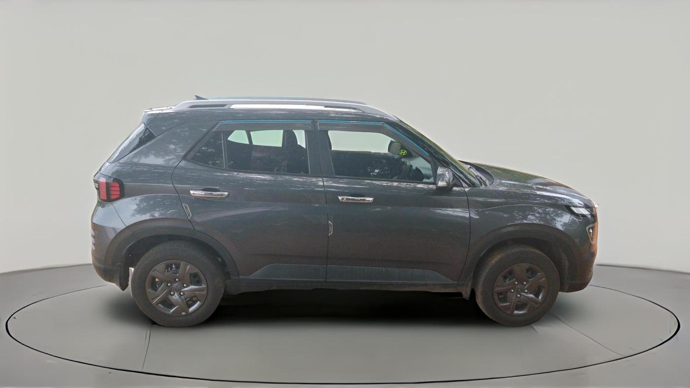 2023 Hyundai VENUE SX 1.2 PETROL, Petrol, Manual, 12,212 km, exterior