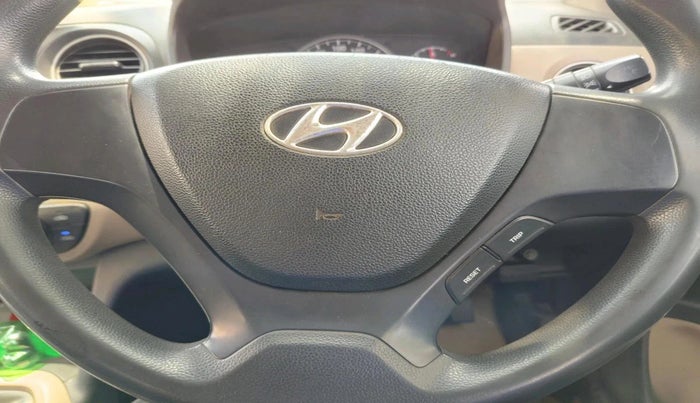 2013 Hyundai Grand i10 SPORTZ 1.2 KAPPA VTVT, Petrol, Manual, 1,14,994 km, interior