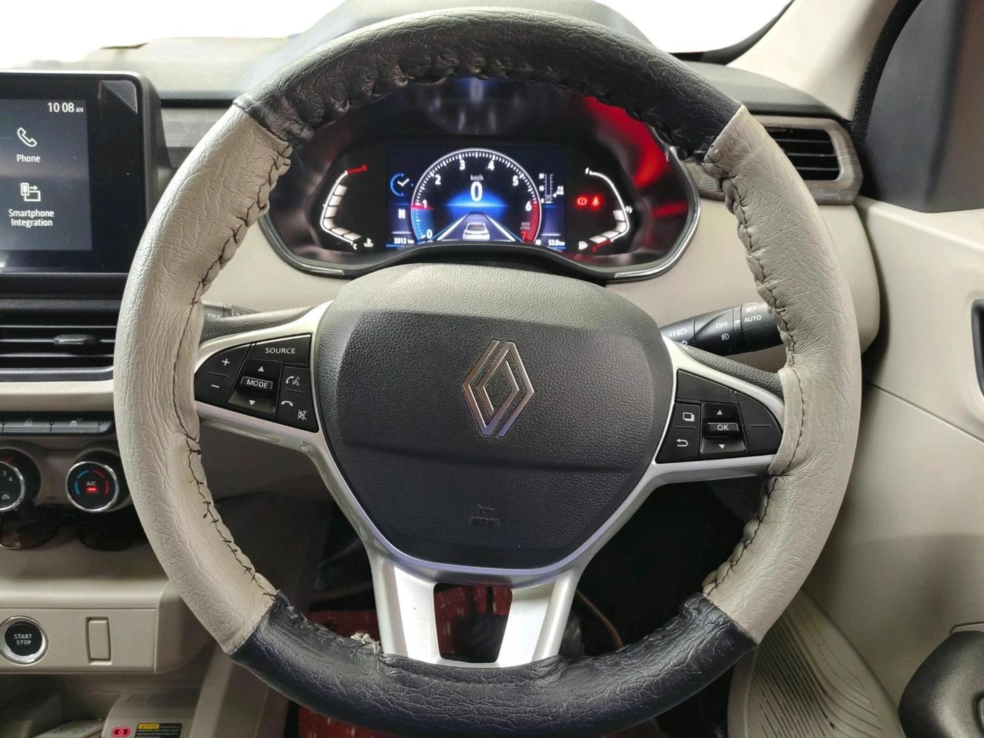 2025 Renault TRIBER Emotion EASY-R AMT, Petrol, Automatic, 3,312 km, interior