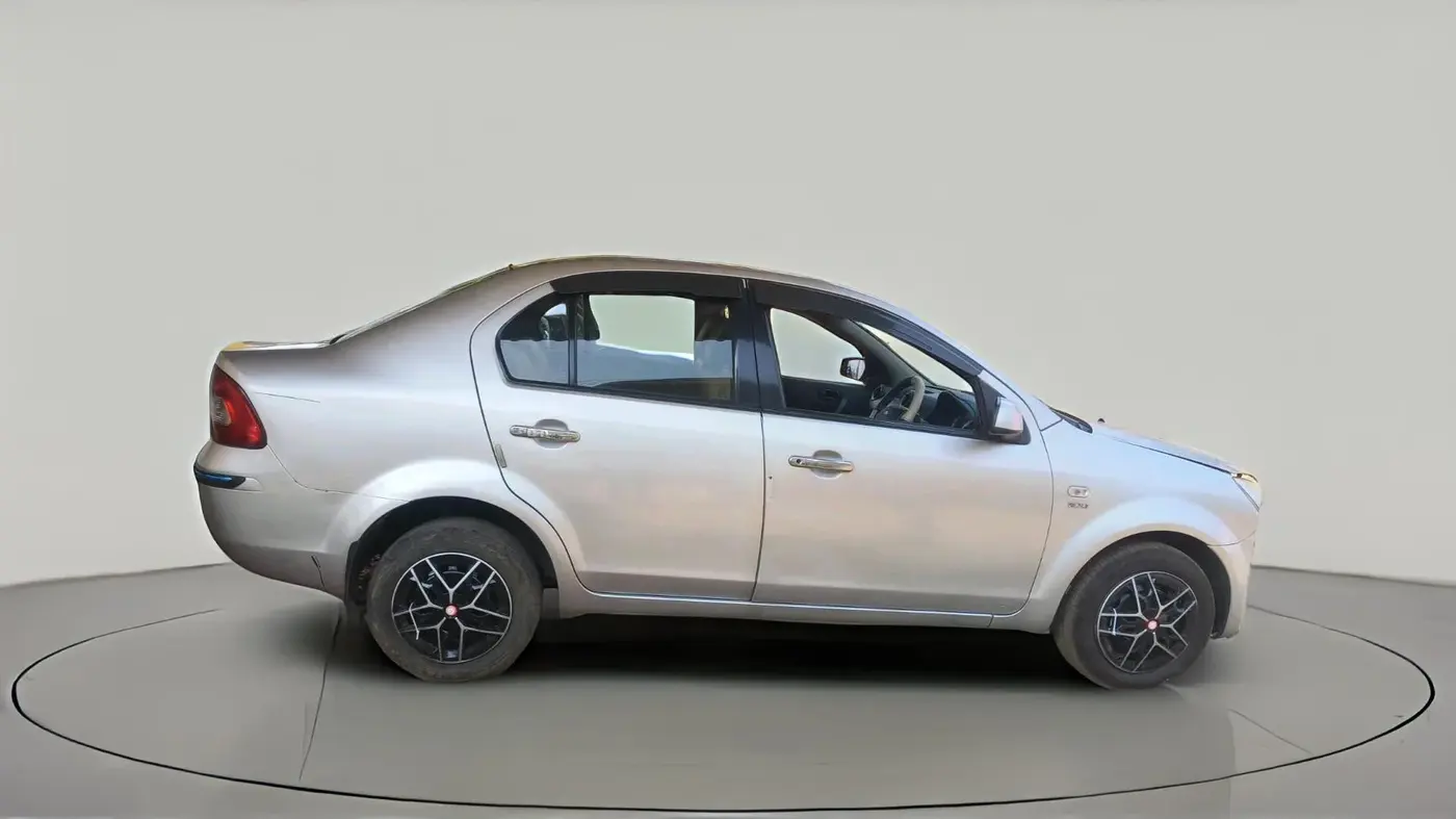 2012 Ford Fiesta Classic LXI 1.4 DIESEL, Diesel, Manual, 1,62,320 km, exterior
