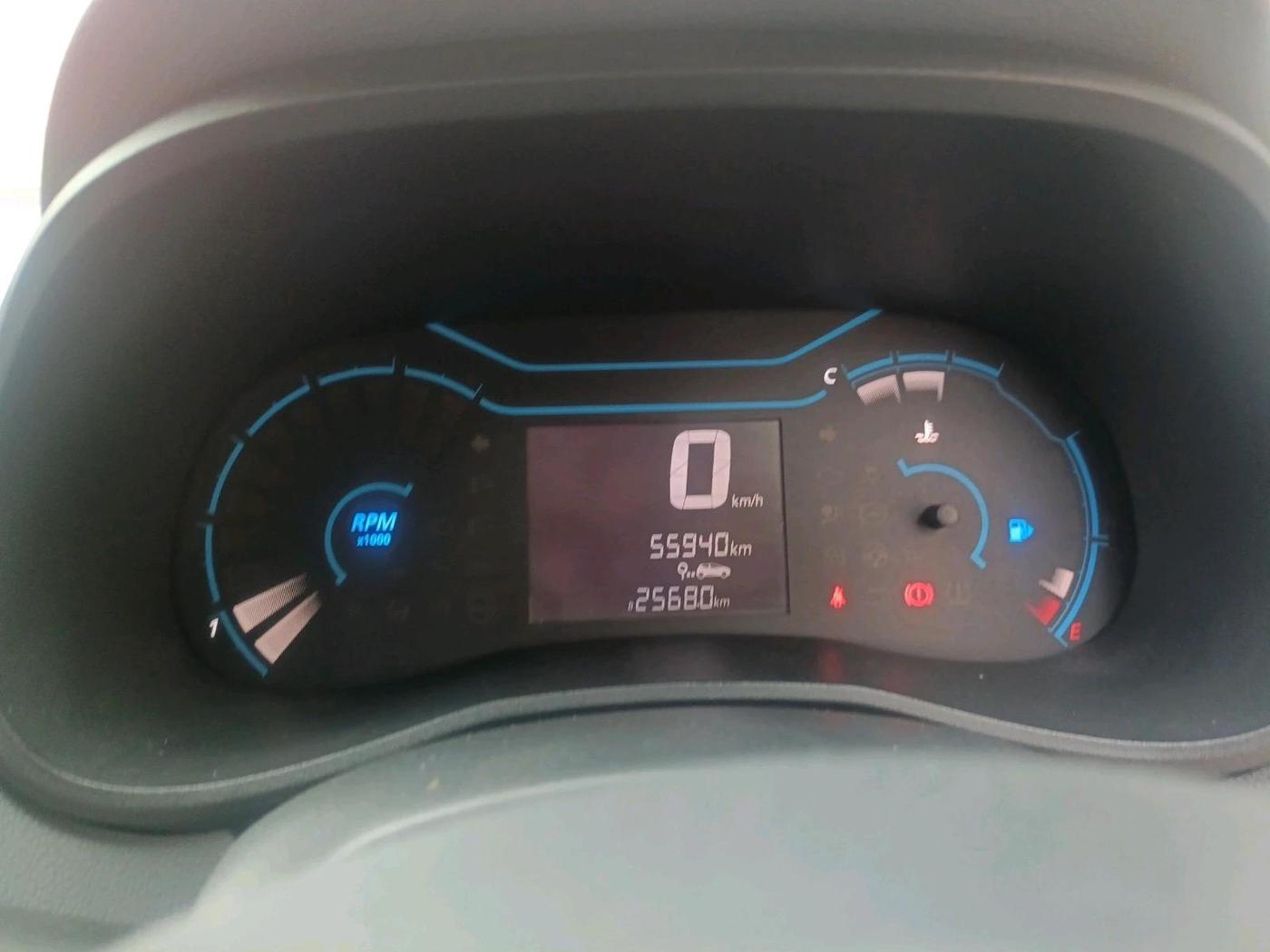 2021 Renault Kwid RXT 1.0 (O), Petrol, Manual, 55,940 km, interior