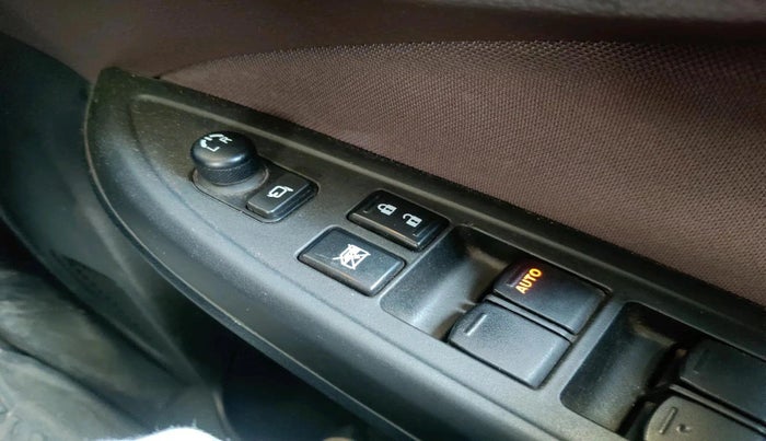 2023 Maruti FRONX DELTA 1.2 MT PETROL, Petrol, Manual, 82,280 km, interior