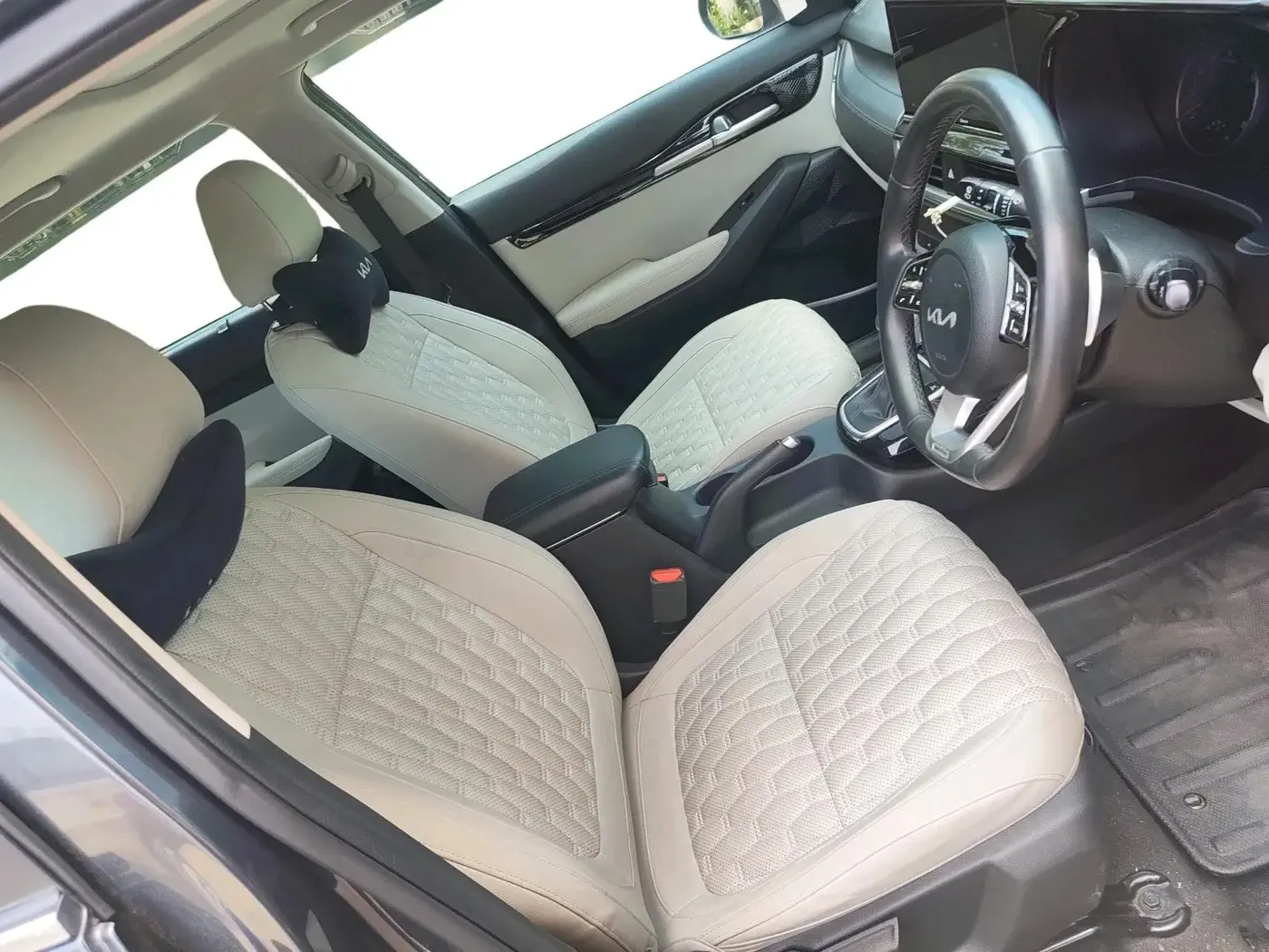 2023 KIA SELTOS  HTX IVT G, Petrol, Automatic, 56,131 km, interior