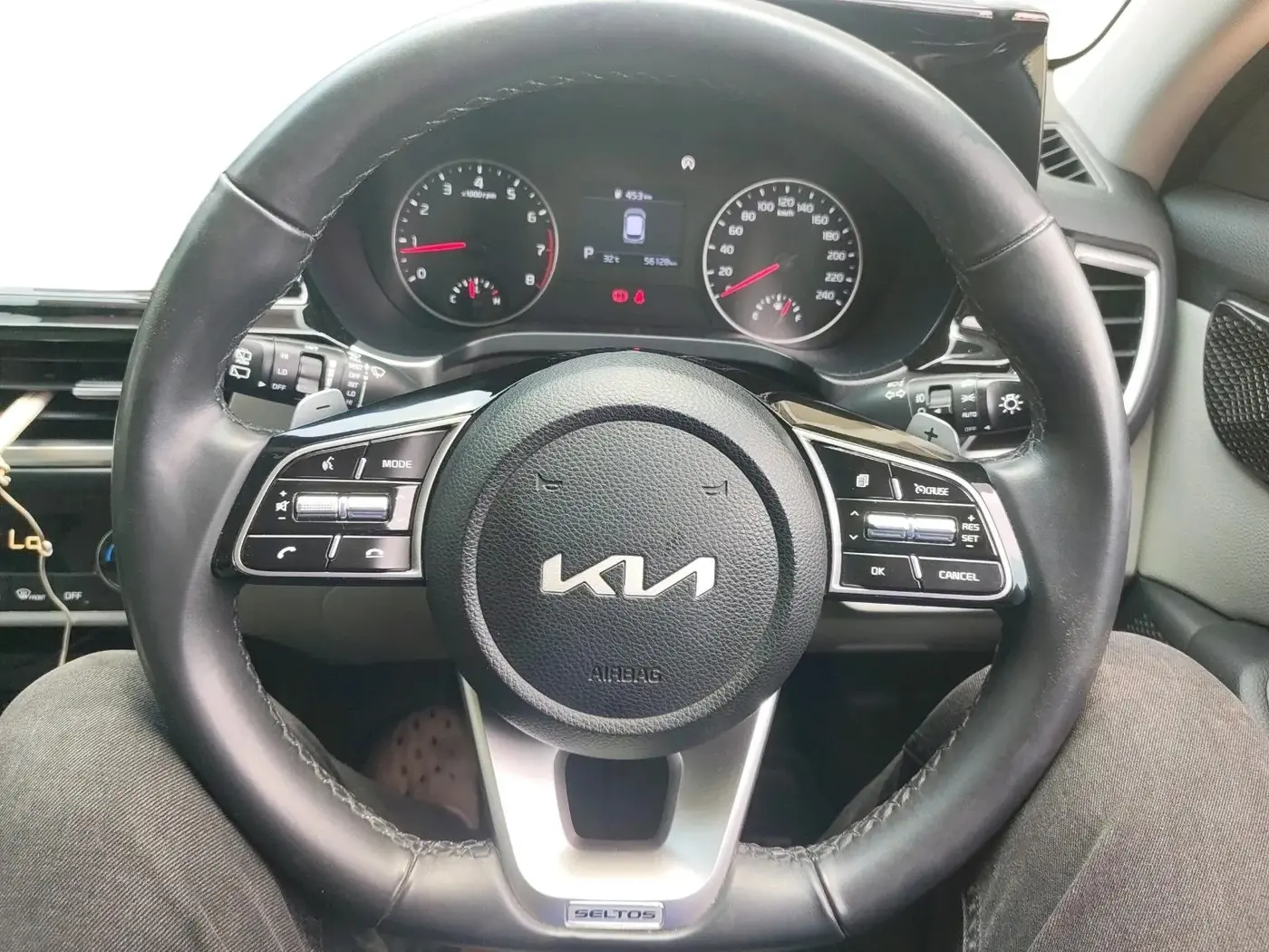 2023 KIA SELTOS  HTX IVT G, Petrol, Automatic, 56,131 km, interior