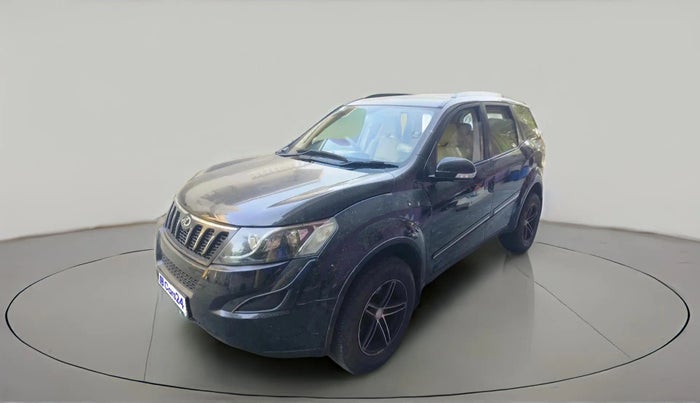 2016 Mahindra XUV500 W6 1.99, Diesel, Manual, 89,856 km, exterior