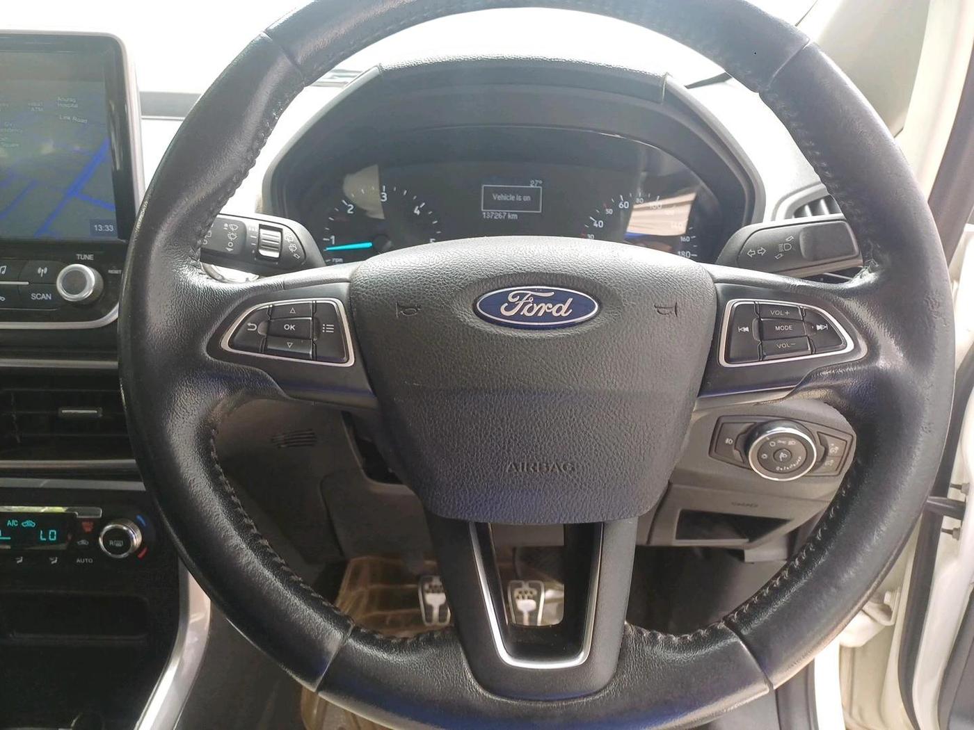 2018 Ford Ecosport TITANIUM 1.5L DIESEL, Diesel, Manual, 1,37,267 km, interior