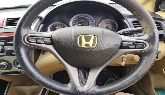 2013 Honda City 1.5L I-VTEC V MT, Petrol, Manual, 1,24,919 km, interior