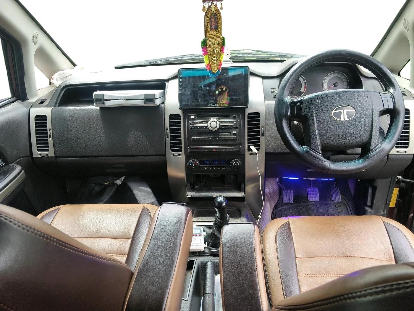 2011 Tata Aria PRIDE 4X4, Diesel, Manual, 1,60,296 km, interior