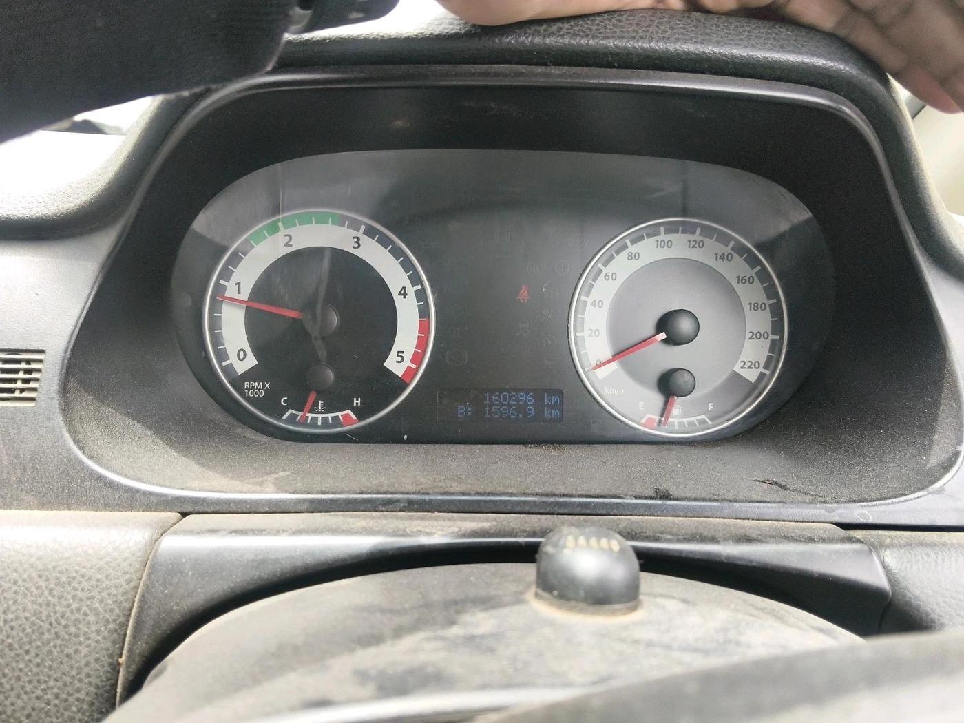 2011 Tata Aria PRIDE 4X4, Diesel, Manual, 1,60,296 km, interior