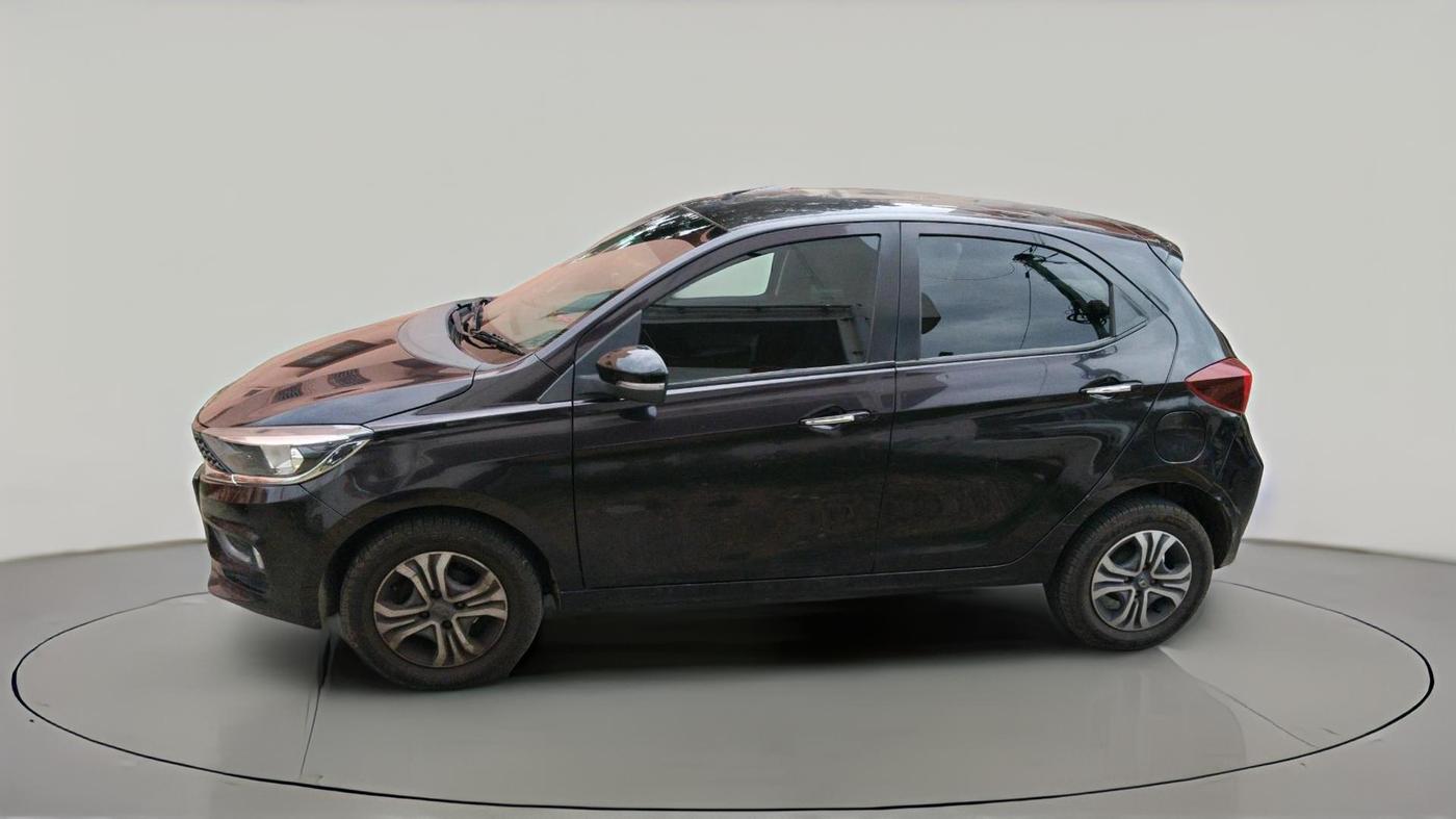2022 Tata Tiago XZ PLUS CNG, CNG, Manual, 70,244 km, exterior