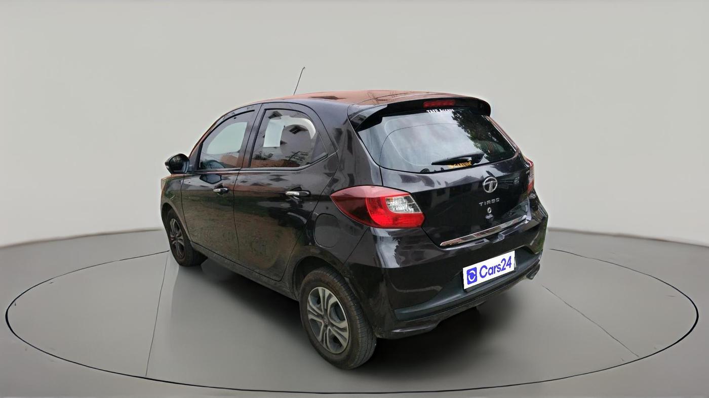 2022 Tata Tiago XZ PLUS CNG, CNG, Manual, 70,244 km, exterior