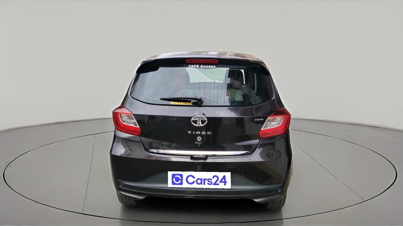2022 Tata Tiago XZ PLUS CNG, CNG, Manual, 70,244 km, exterior