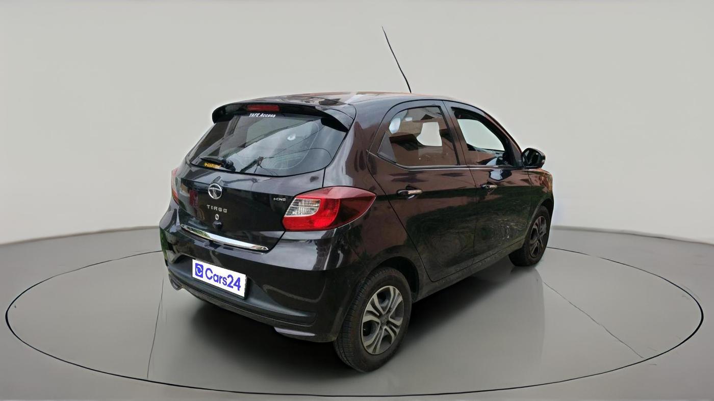 2022 Tata Tiago XZ PLUS CNG, CNG, Manual, 70,244 km, exterior
