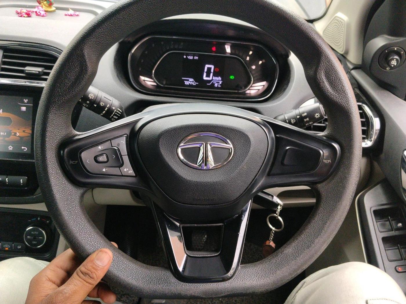 2022 Tata Tiago XZ PLUS CNG, CNG, Manual, 70,244 km, interior