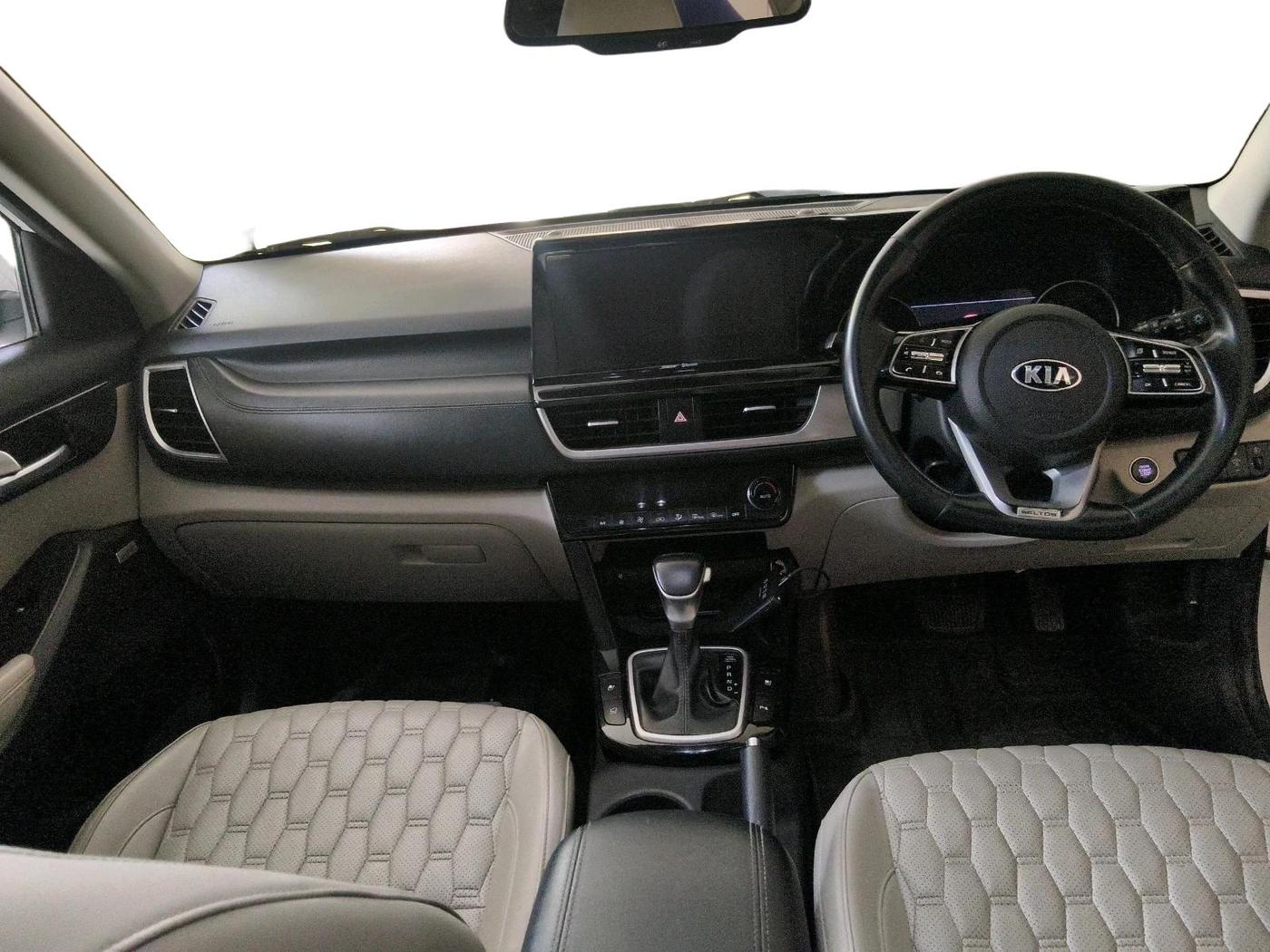 2020 KIA SELTOS HTX PLUS AT1.5 DIESEL, Diesel, Automatic, 1,11,876 km, interior