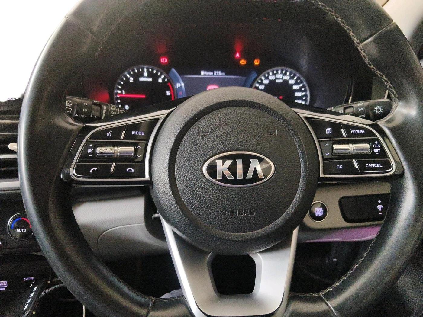 2020 KIA SELTOS HTX PLUS AT1.5 DIESEL, Diesel, Automatic, 1,11,876 km, interior