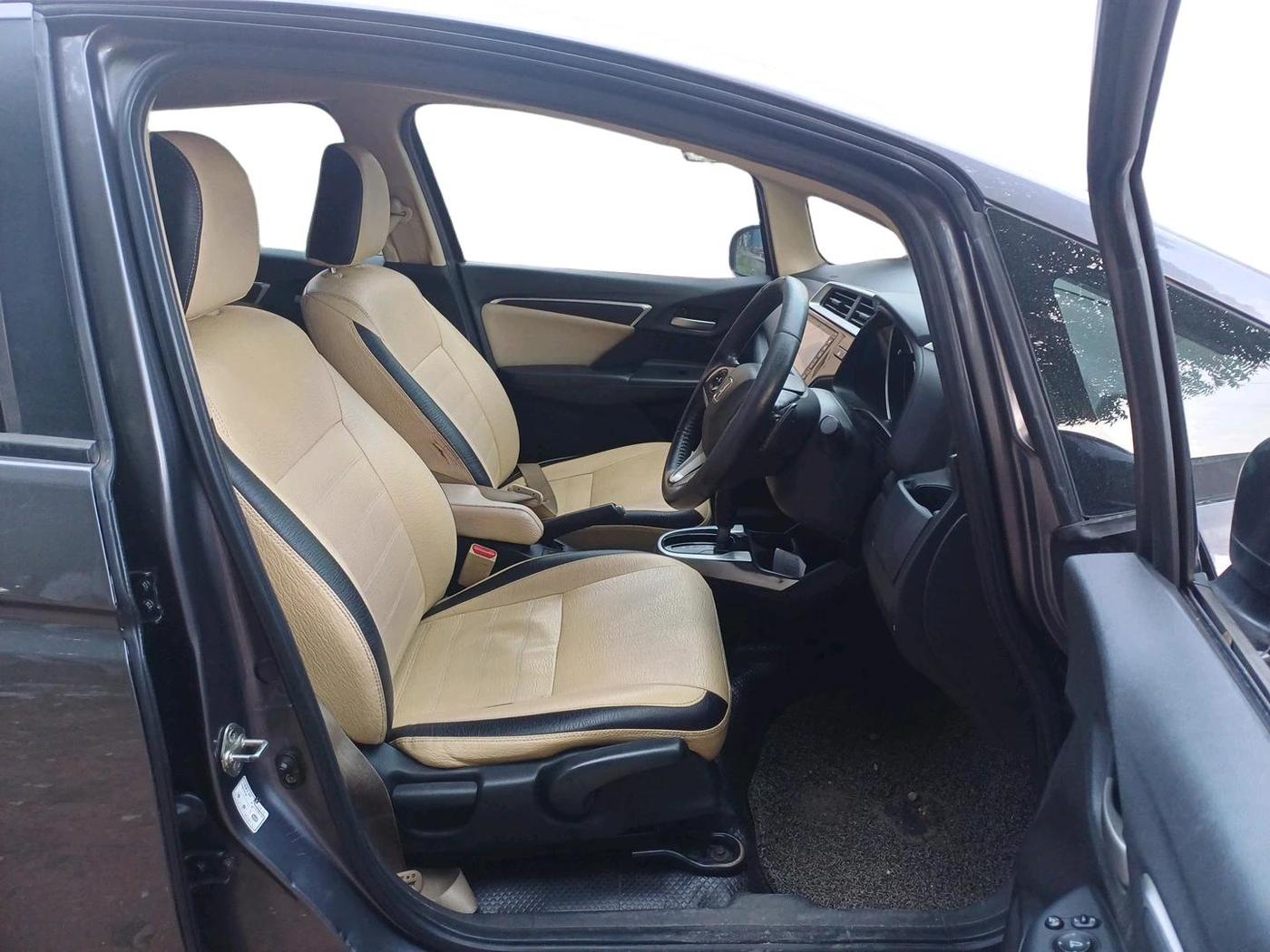2019 Honda Jazz 1.2L I-VTEC VX CVT, Petrol, Automatic, 1,71,939 km, interior