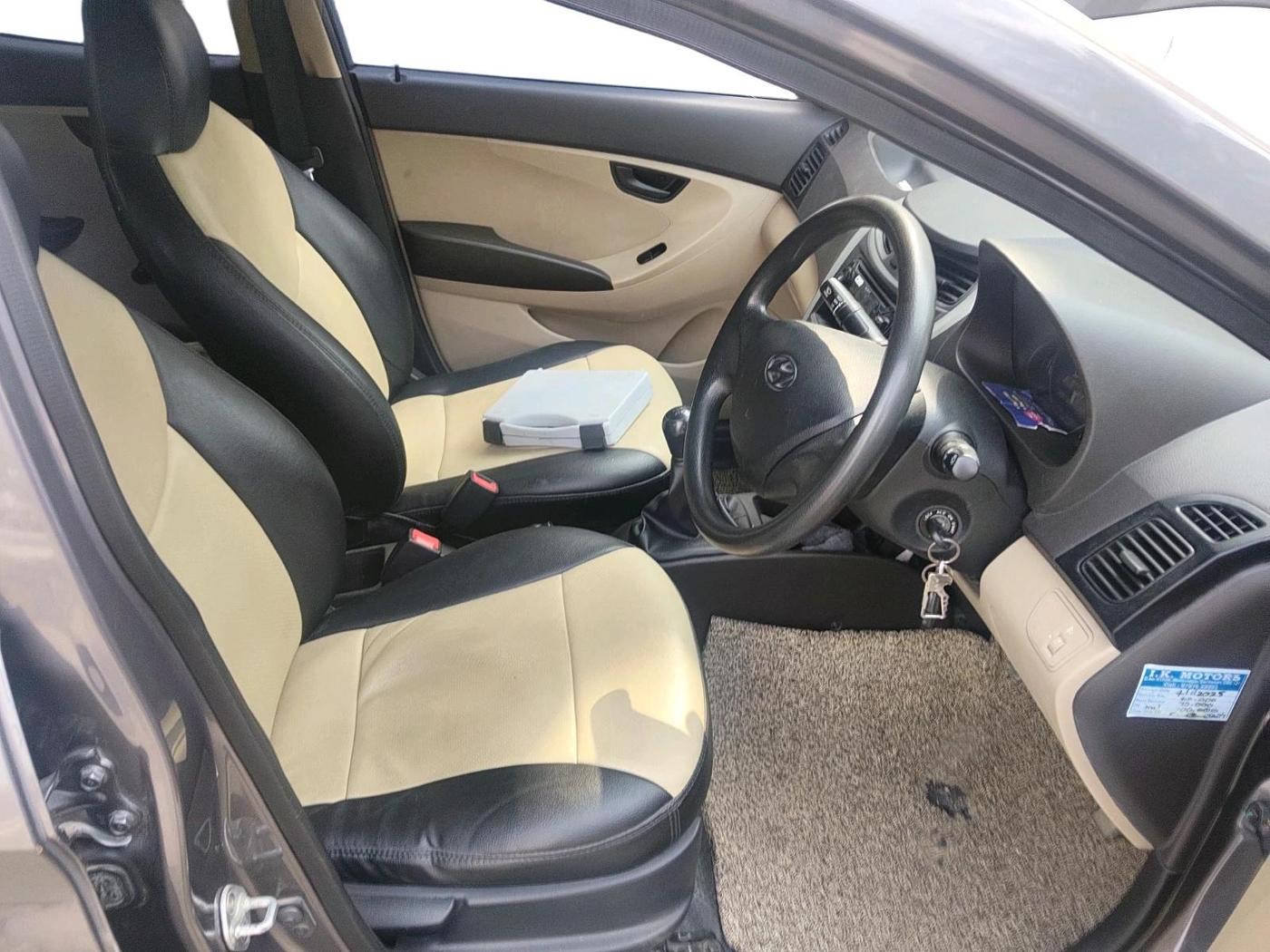 2017 Hyundai Eon ERA +, Petrol, Manual, 72,000 km, interior