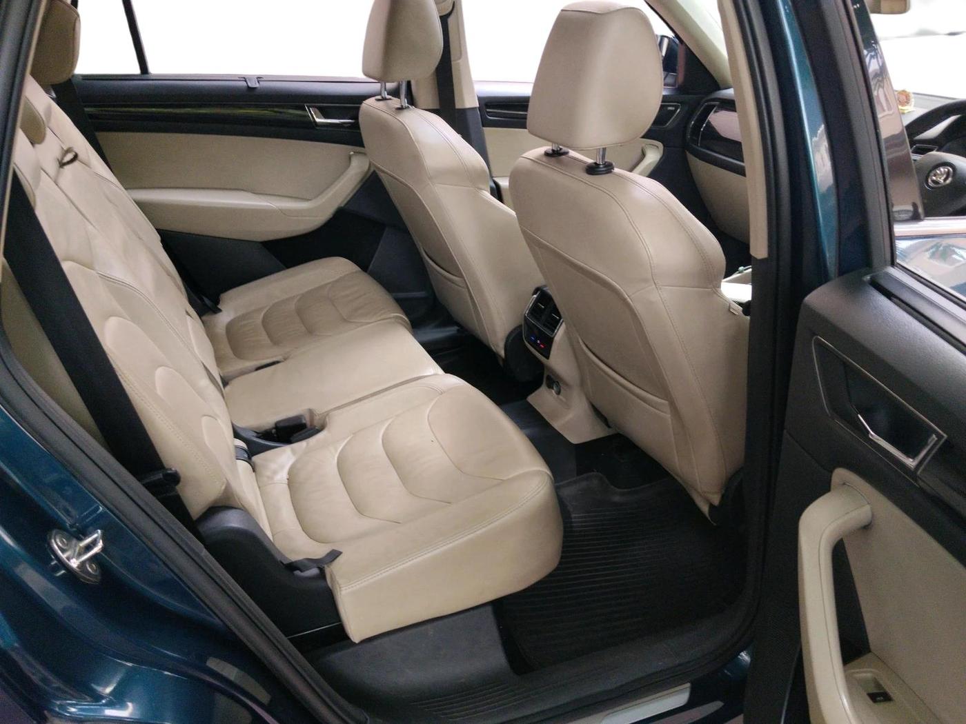 2018 Skoda Kodiaq STYLE 2.0 TDI 4X4 AT, Diesel, Automatic, 1,65,140 km, interior
