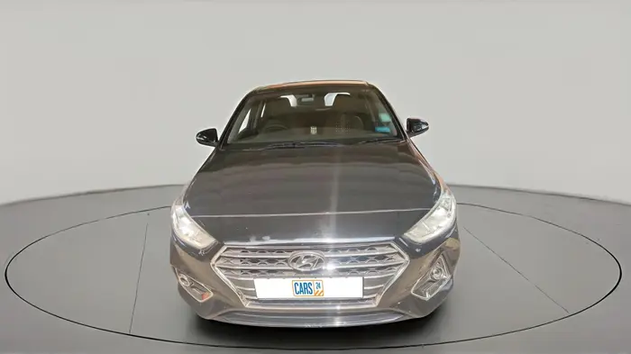2017 Hyundai Verna 1.6 EX PETROL, Petrol, Manual, 33,128 km, exterior
