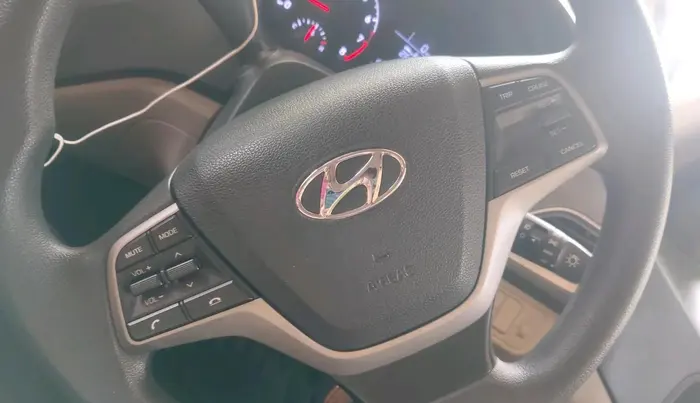2017 Hyundai Verna 1.6 EX PETROL, Petrol, Manual, 33,128 km, interior