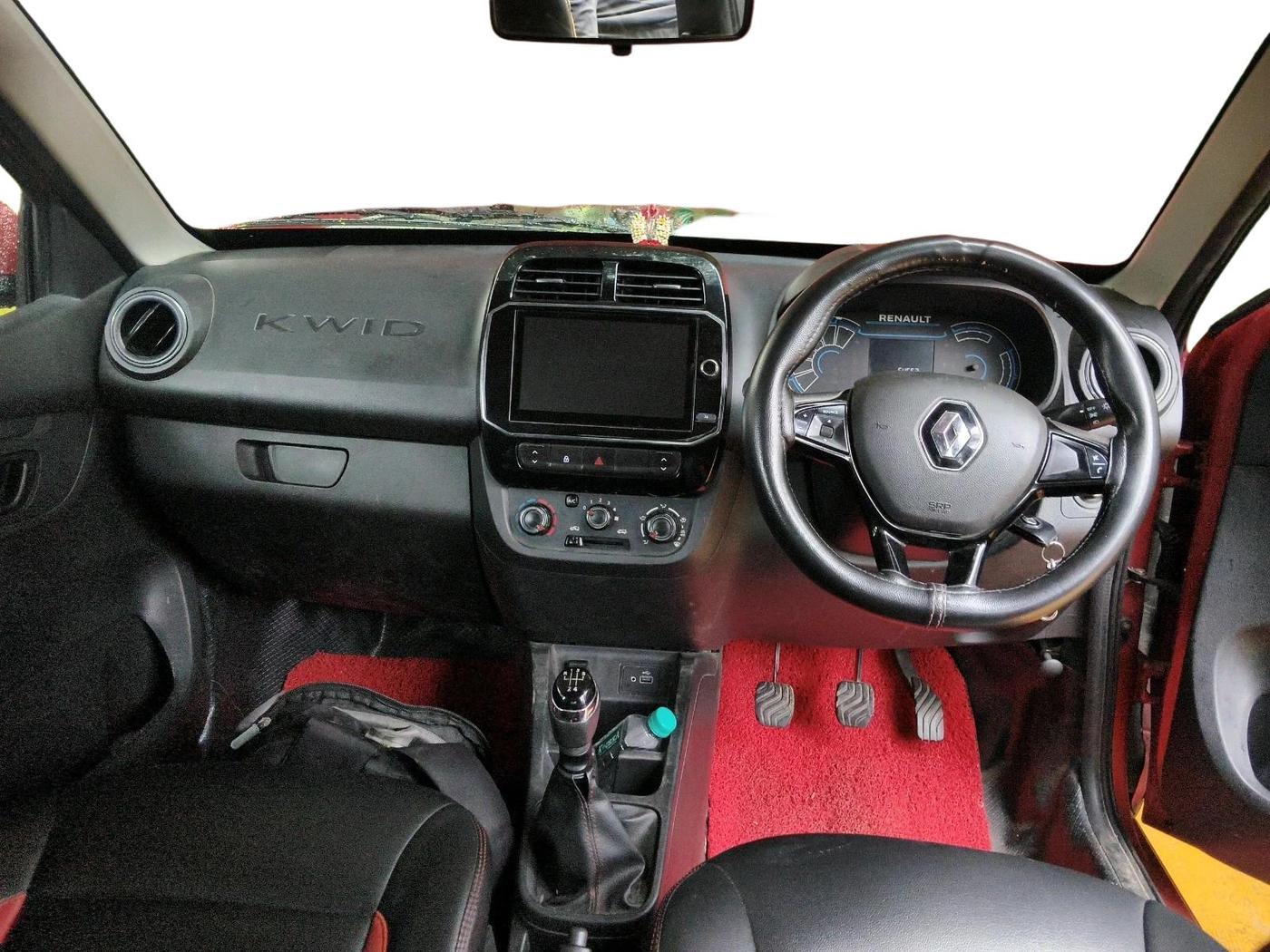 2023 Renault Kwid RXT 1.0, Petrol, Manual, 64,662 km, interior