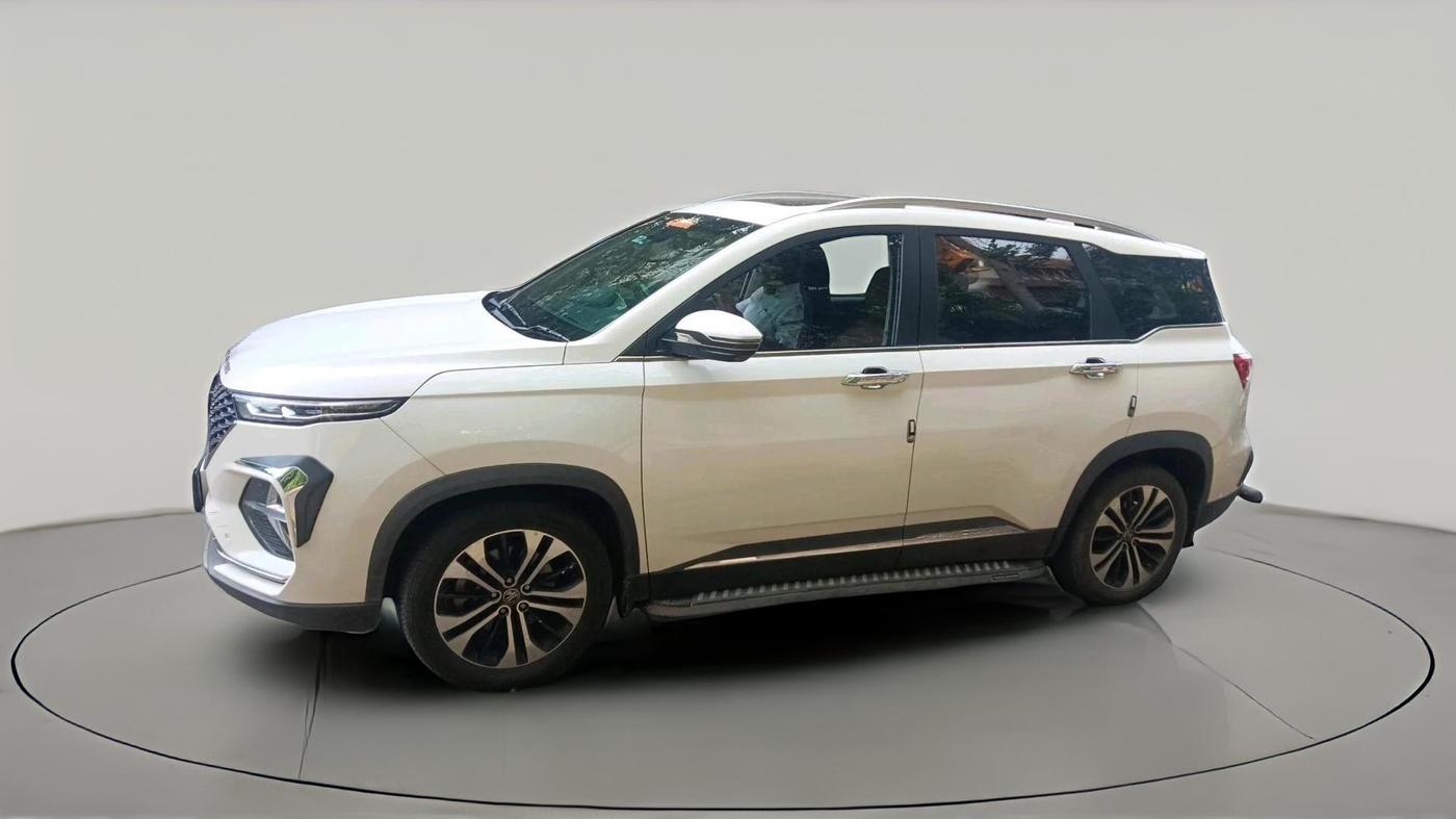 2023 MG HECTOR PLUS SHARP 2.0 DIESEL TURBO MT 6-STR, Diesel, Manual, 35,600 km, exterior
