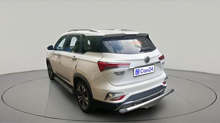 2023 MG HECTOR PLUS SHARP 2.0 DIESEL TURBO MT 6-STR, Diesel, Manual, 35,600 km, exterior