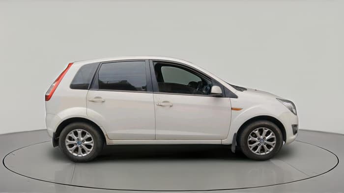 2013 Ford Figo TITANIUM 1.4 DIESEL, Diesel, Manual, 2,46,532 km, exterior