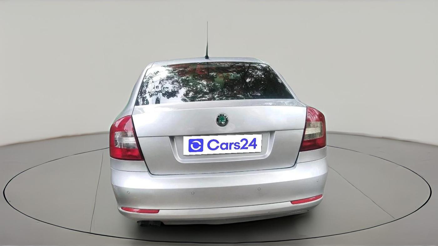 2012 Skoda Laura AMBIENTE 1.9 TDI AT, Diesel, Automatic, 1,19,959 km, exterior