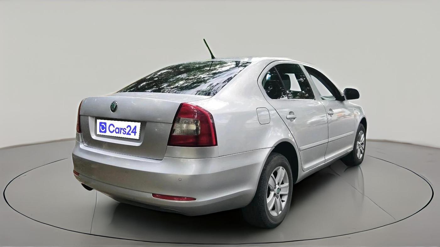 2012 Skoda Laura AMBIENTE 1.9 TDI AT, Diesel, Automatic, 1,19,959 km, exterior
