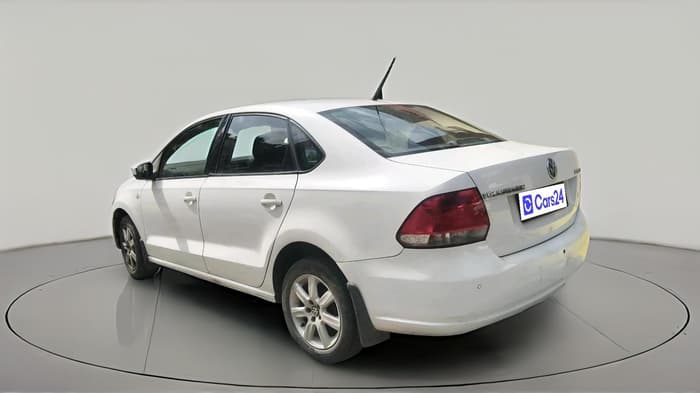 2012 Volkswagen Vento HIGHLINE DIESEL 1.6, Diesel, Manual, 1,37,306 km, exterior