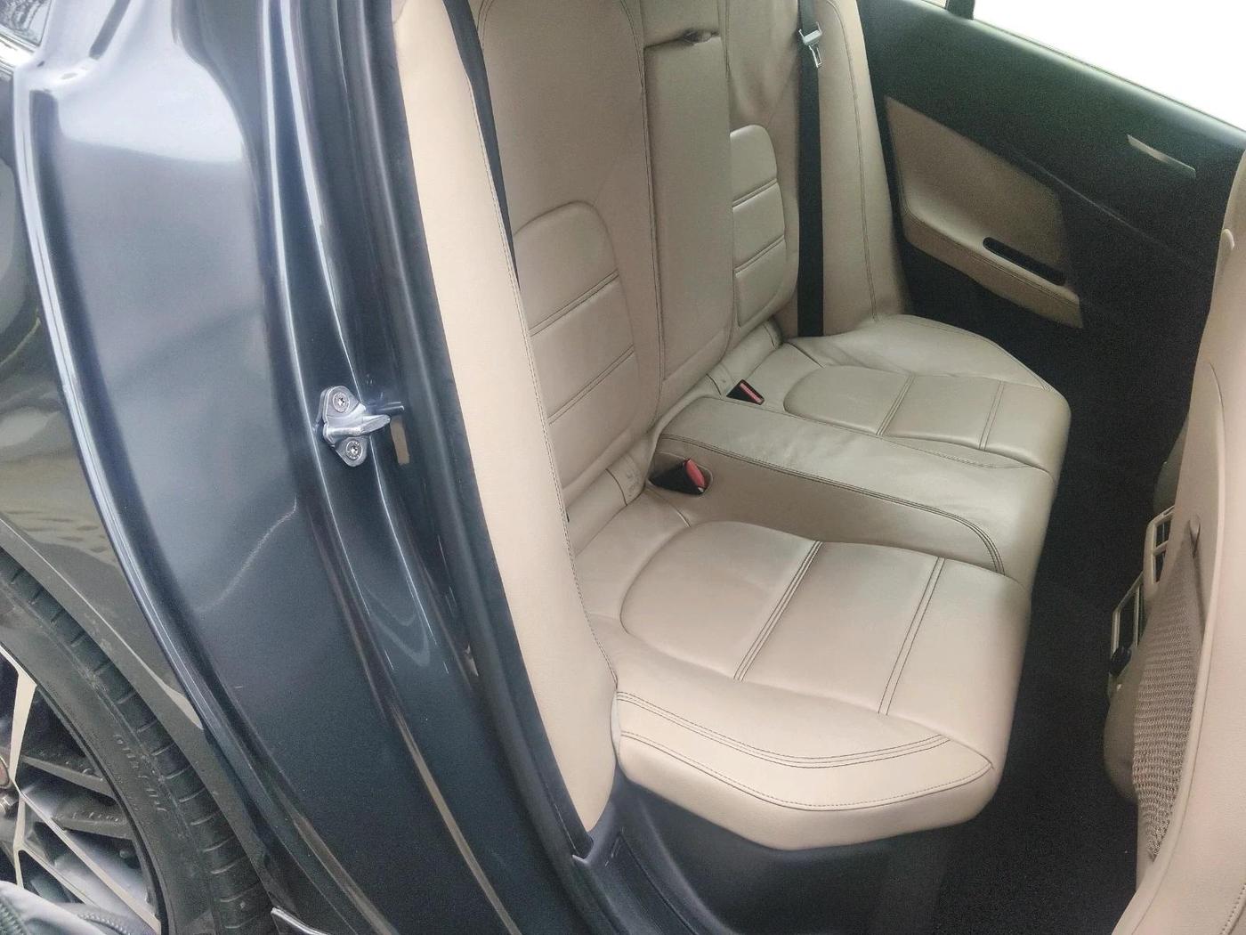 2016 Jaguar XE PRESTIGE PETROL, Petrol, Automatic, 96,507 km, interior